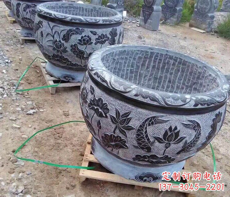 贵州古典水缸雕塑