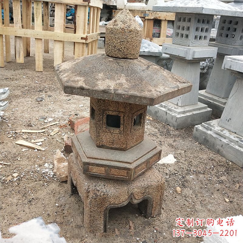 贵州古雅时尚仿古石灯笼雕塑