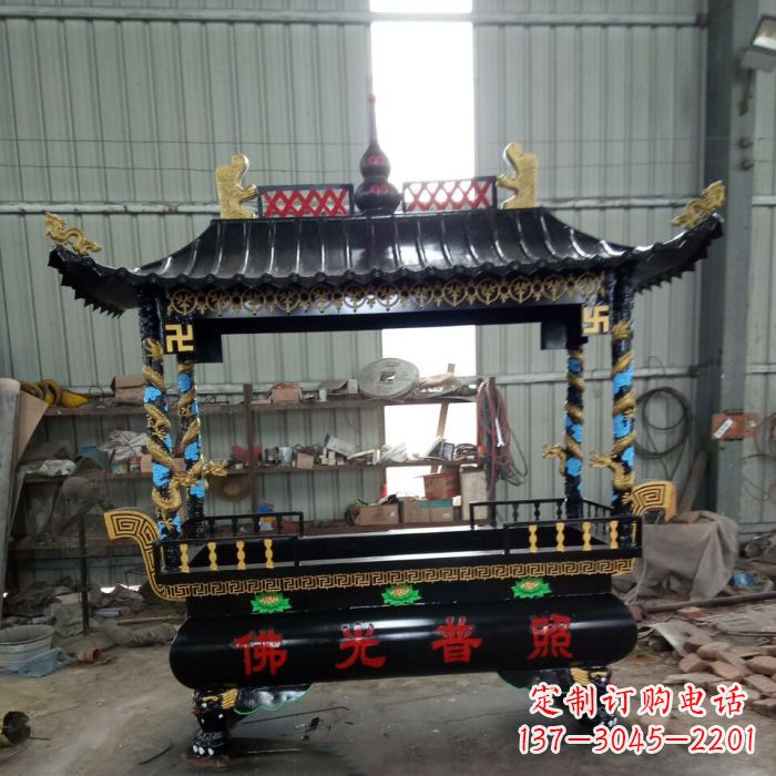 贵州精美绝伦的浮雕龙纹铜香炉雕塑