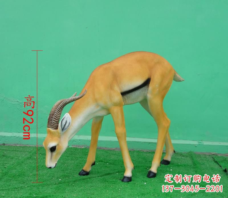 贵州玻璃钢仿真羚羊雕塑
