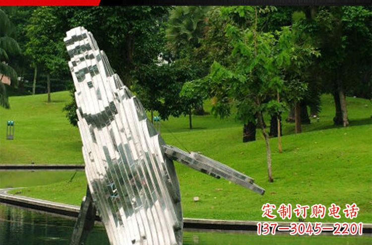 贵州温馨活泼的不锈钢动物企鹅雕塑