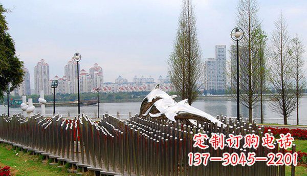 贵州动物主题不锈钢海豚雕塑