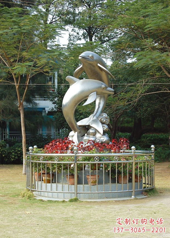 贵州不锈钢踏浪海豚雕塑