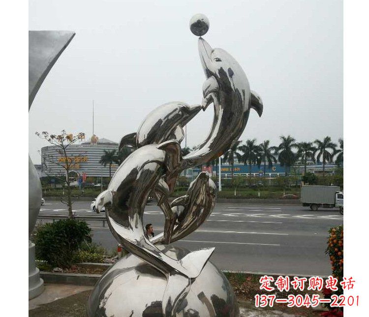 贵州海豚雕塑多功能不锈钢跳跃玩球