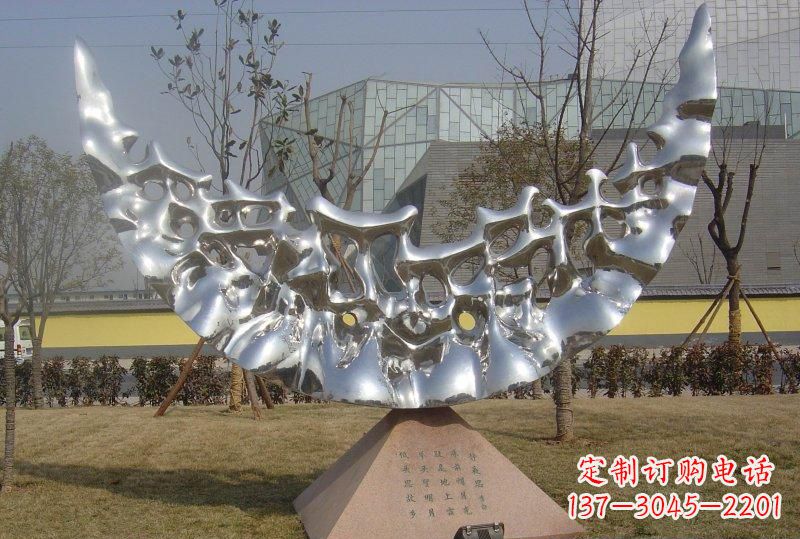 贵州新款不锈钢月亮景观雕塑
