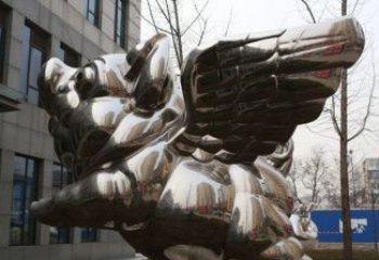 贵州精美不锈钢大翅膀猪景观雕塑