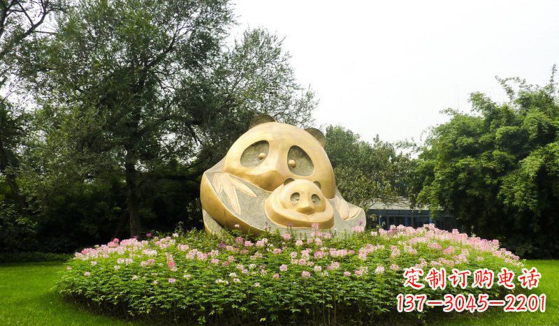 贵州熊猫雕塑 - 令公园增添无限活力