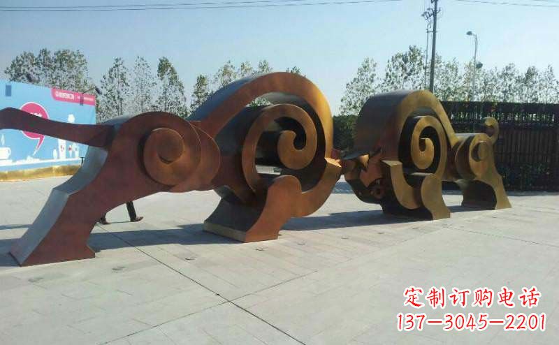 贵州公园抽象牛动物铜雕