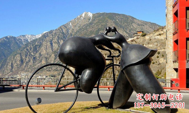 贵州铸铁自行车雕塑