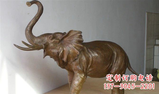 贵州优雅大象招财铜雕