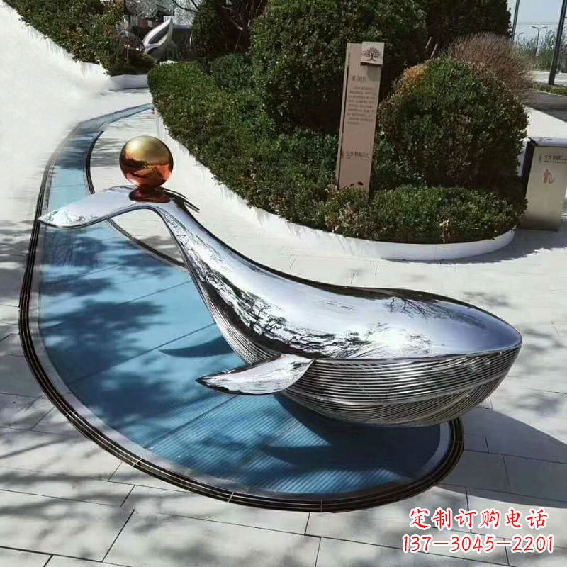 贵州大型不锈钢镜面鲸鱼景观雕塑摆件