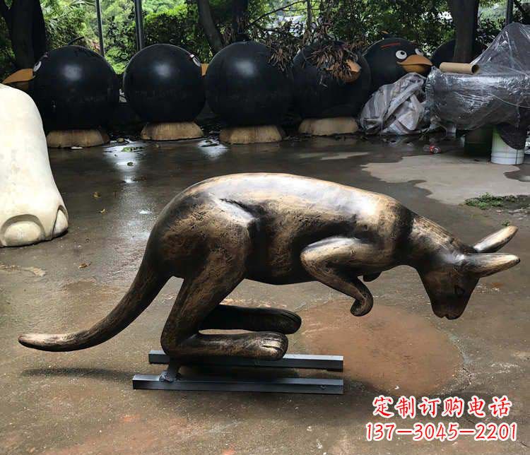 贵州中领雕塑袋鼠铜雕