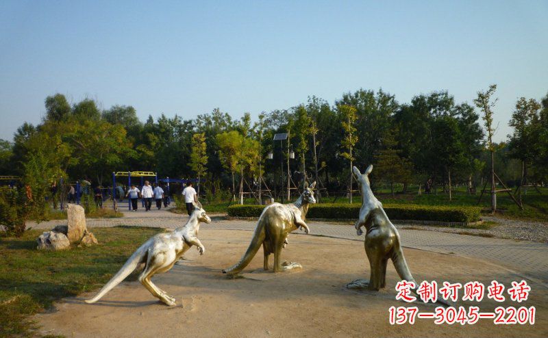 贵州公园袋鼠动物铜雕 (3)