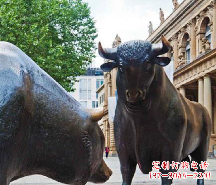 贵州公园动物铜雕小牛