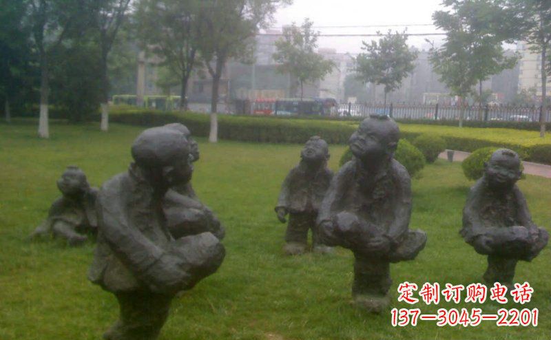 贵州中领雕塑为您打造精美的儿童斗鸡雕塑