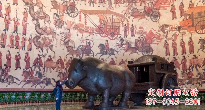 贵州传统风格铜河马拉车景观雕塑