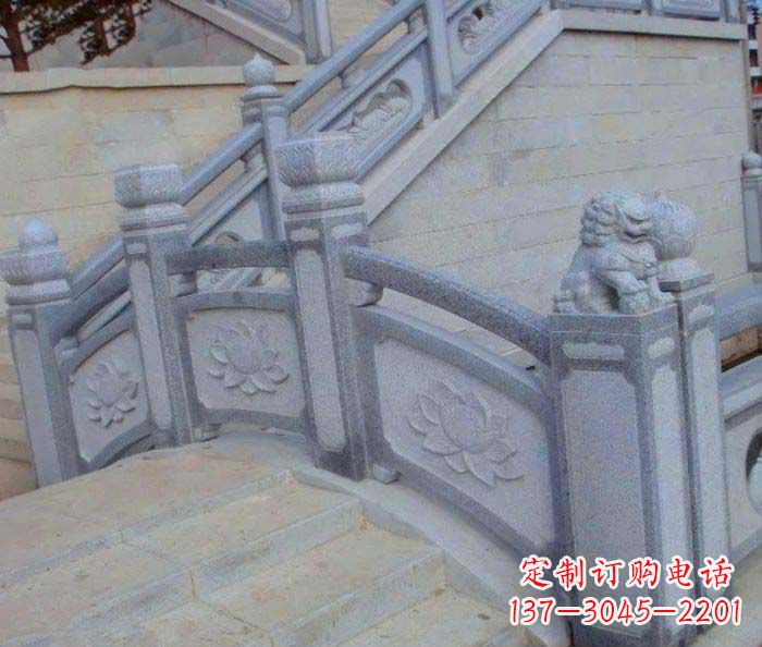 贵州中领雕塑精美仿古栏板雕塑,给公园景观增添浪漫气息
