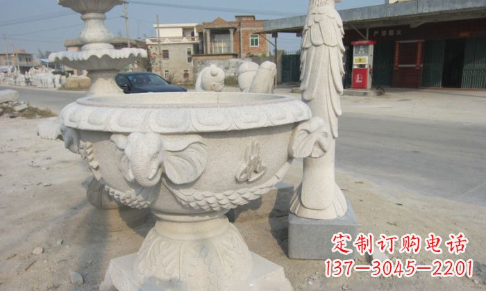 贵州带有灵性的梦幻象头石水缸雕塑