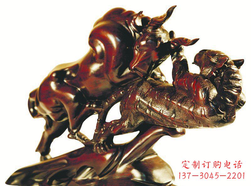 贵州公园老虎和牛动物景观铜雕