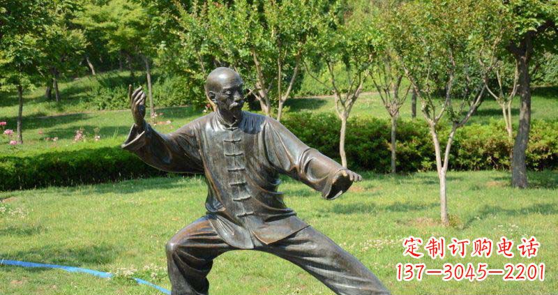 贵州老人雕塑铜像,展示宁静内涵