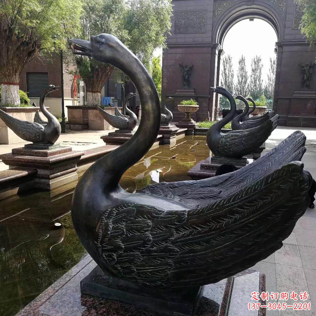 贵州精致天鹅铜雕