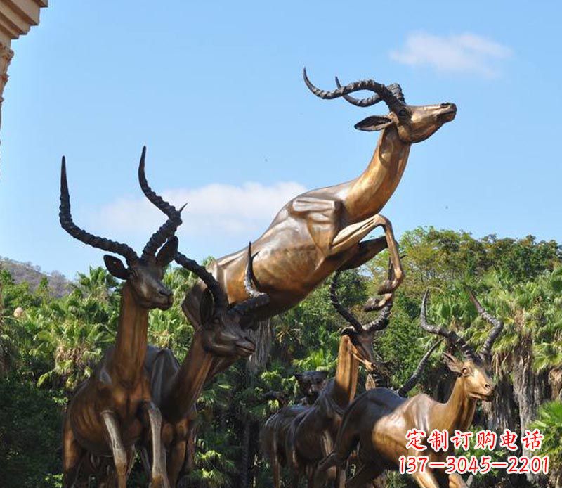 贵州立体雕塑——羚羊奔跑