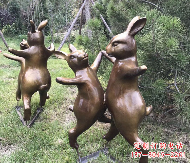 贵州铜雕奔跑兔子动物雕塑