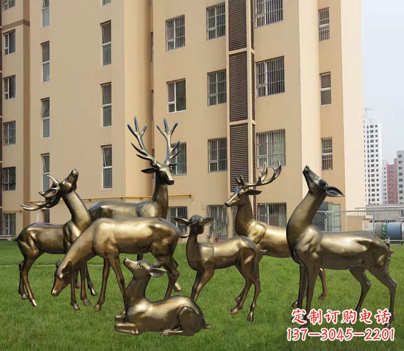 贵州高贵典雅的梅花鹿铜雕