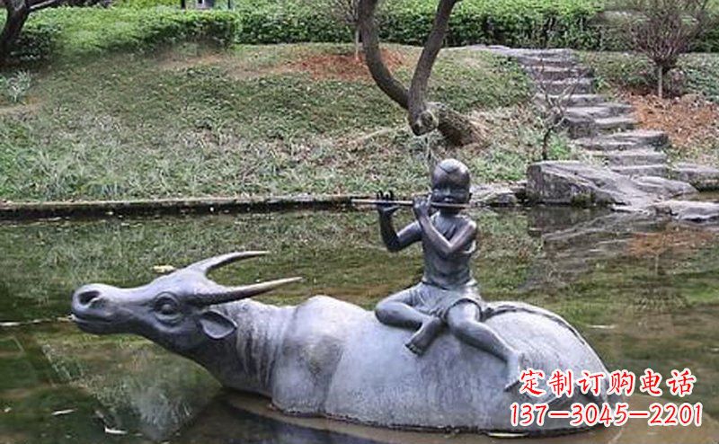 贵州草原上的牧童铜雕