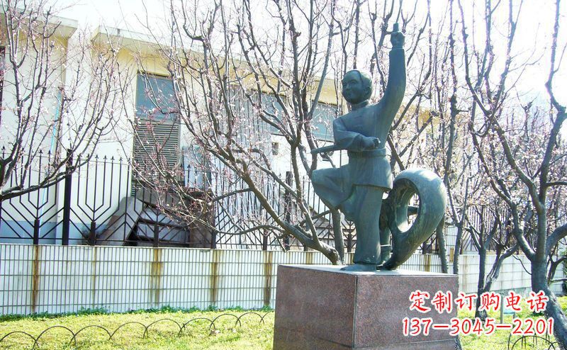 贵州精致细腻的老人铜雕