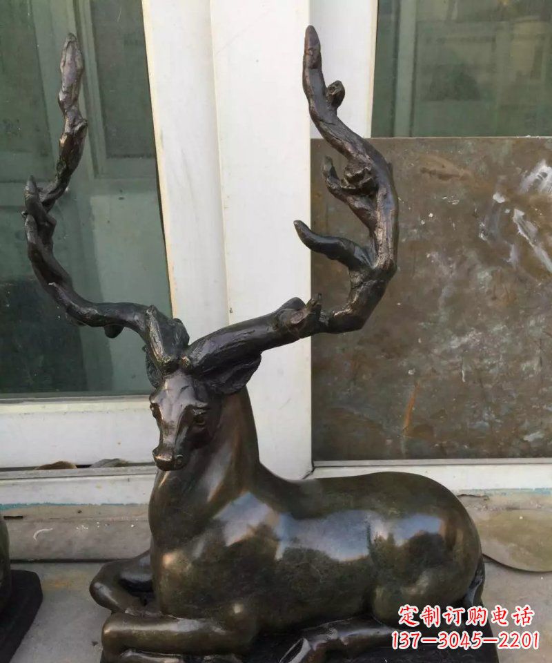 贵州铸铜小鹿动物雕塑
