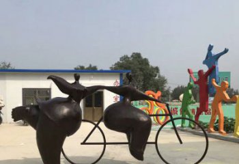 贵州青春无悔，精致自行车雕塑
