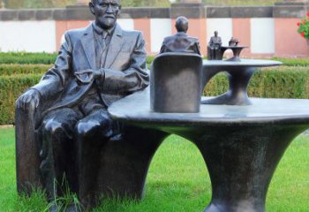 贵州西格蒙德·弗洛伊德情景雕塑，见证历史