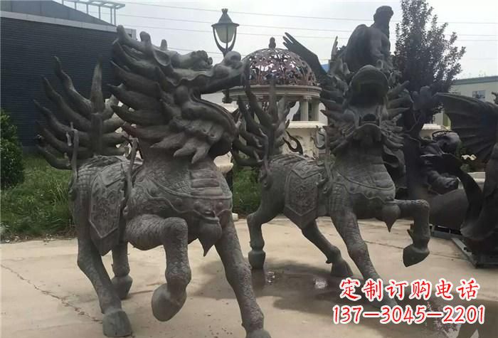 贵州精美的古典铜麒麟雕塑