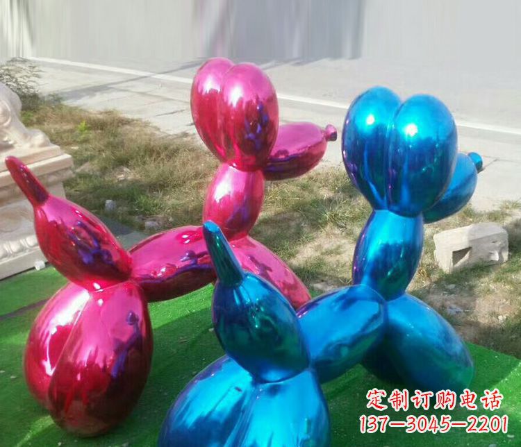 贵州中领雕塑:精美不锈钢小狗雕塑,给您带来温馨的家庭氛围!