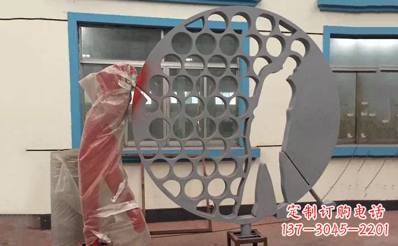 贵州中领雕塑-不锈钢高尔夫球雕塑