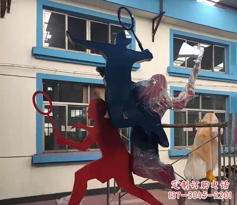 贵州广场不锈钢打羽毛球雕塑2