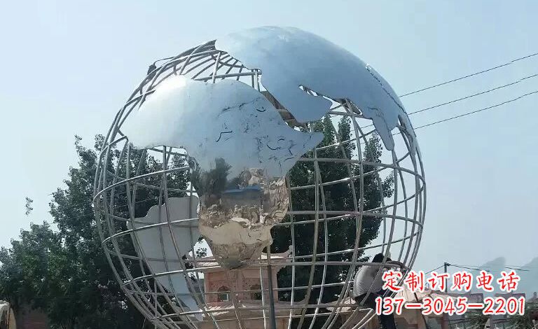 贵州用艺术充实空间,精工制作高品质不锈钢地球仪雕塑