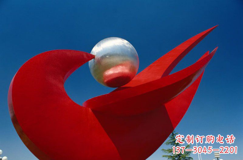 贵州和平鸽雕塑:铸造和平与爱的象征