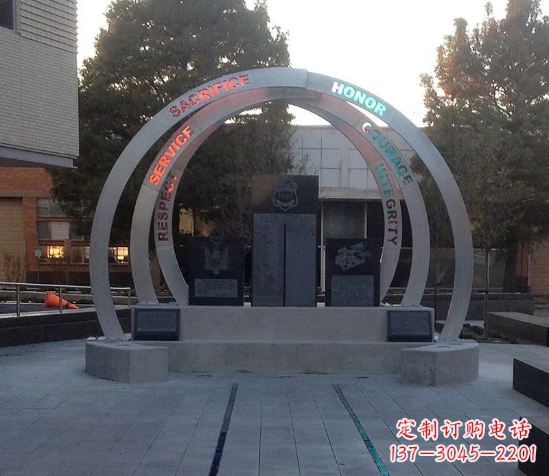 贵州创意无限的不锈钢圆环雕塑