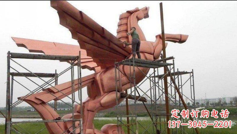 贵州广场锻造抽象飞马动物铜雕
