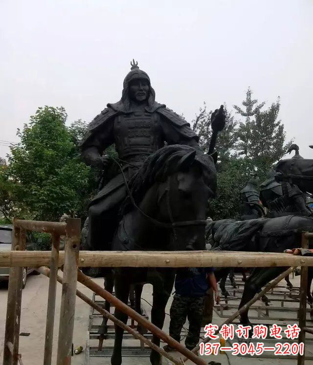 贵州浪漫古将骑马铜雕,让您感受古代将军的风采!