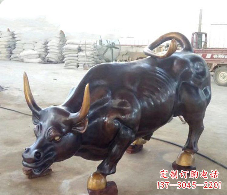 贵州牛玻璃钢仿铜动物雕塑-把动物雕塑带入生活