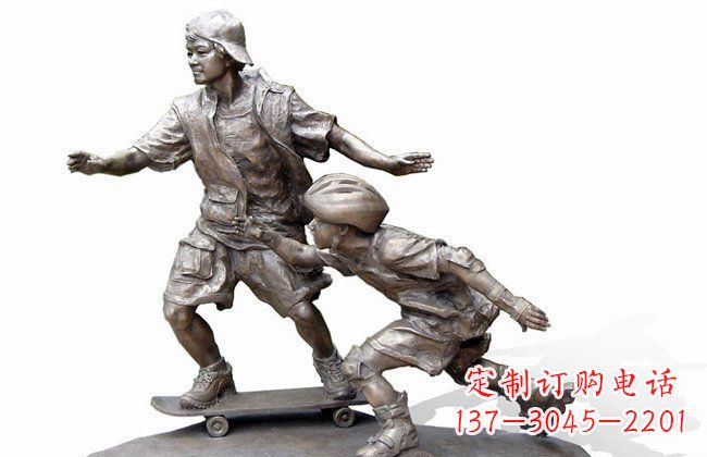 贵州令人惊叹的广场滑板男孩铜雕塑