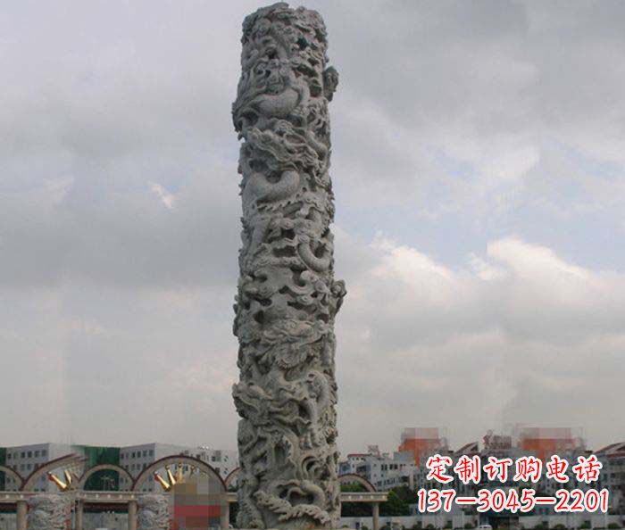 贵州精美仿古盘龙柱石雕