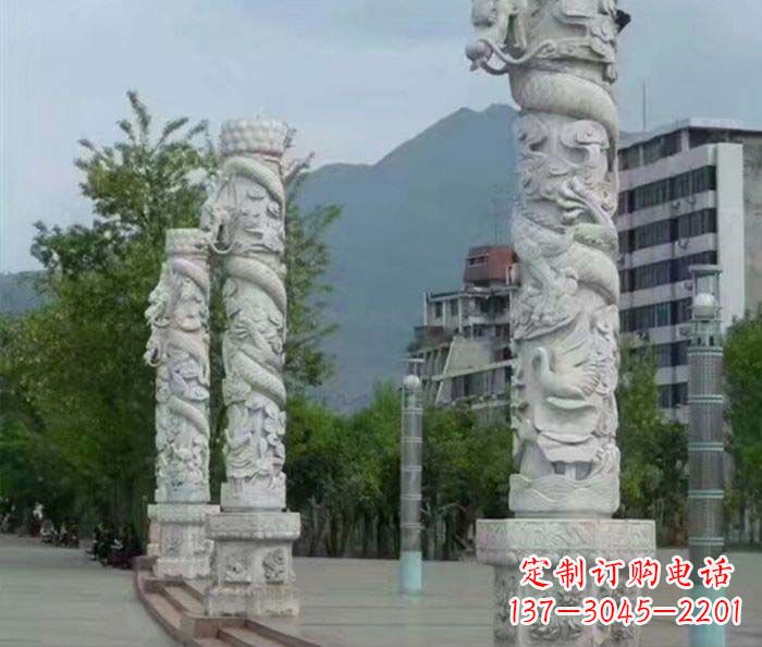 贵州定制精美的盘龙柱石雕