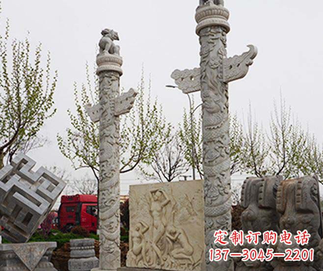 贵州盘龙柱石雕华丽装点美丽家园