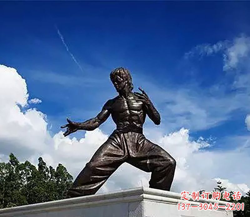贵州铸造传奇——李小龙铜雕塑