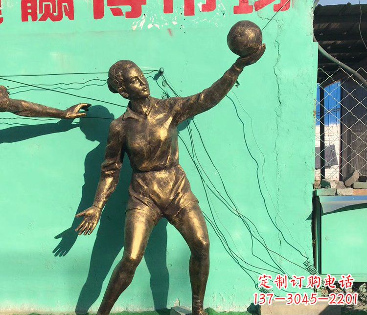 贵州广场铜雕打排球学生人物雕塑