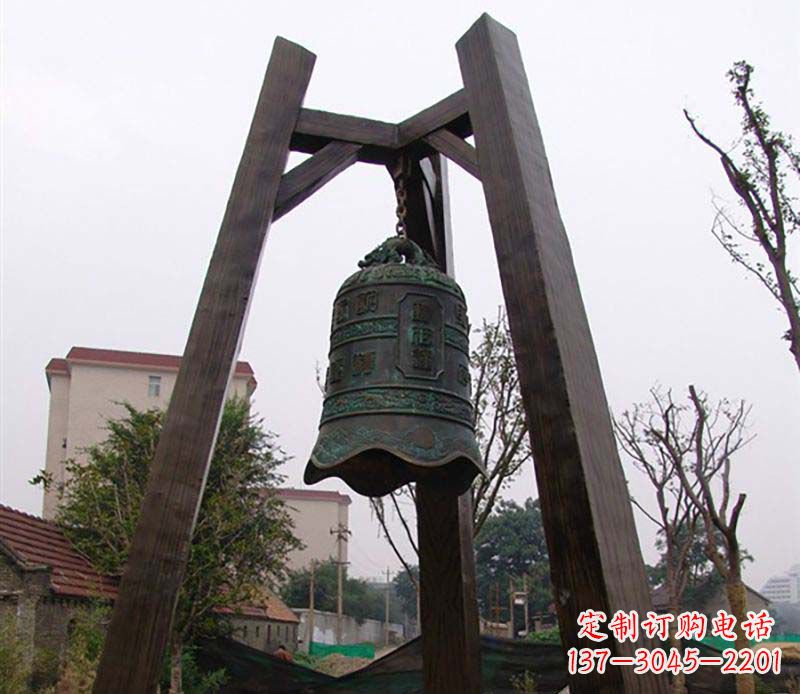 贵州广场铜钟雕塑 (2)